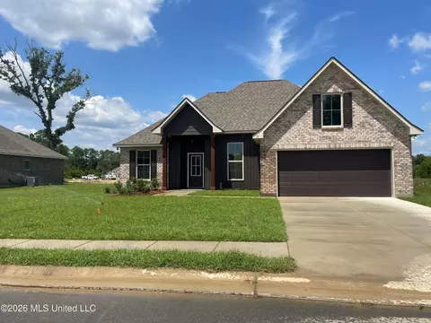 17 Red Oak Dr, Long Beach, MS 39560