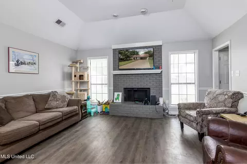 Living - 6946 River Birch Rd, Walls, MS 38680 photo 1 of 1