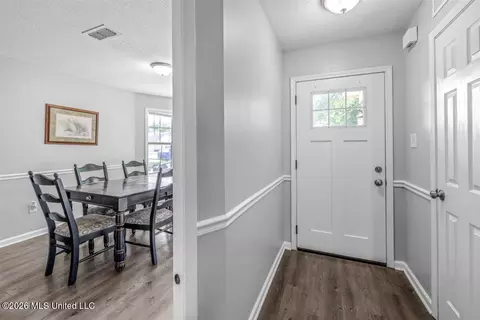 Entry Way - 6946 River Birch Rd, Walls, MS 38680 photo 1 of 1