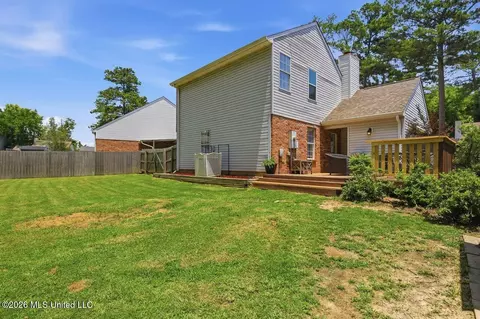 Exterior - 111 Shadow Hill Dr, Madison, MS 39110 photo 9 of 11