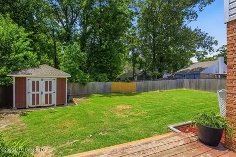 Exterior - 111 Shadow Hill Dr, Madison, MS 39110 photo 11 of 11