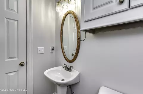Bath - 101 Darrowsby Pl, Madison, MS 39110 photo 1 of 5