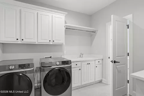Other - 406 Pilot Cir, Brandon, MS 39047 photo 7 of 12