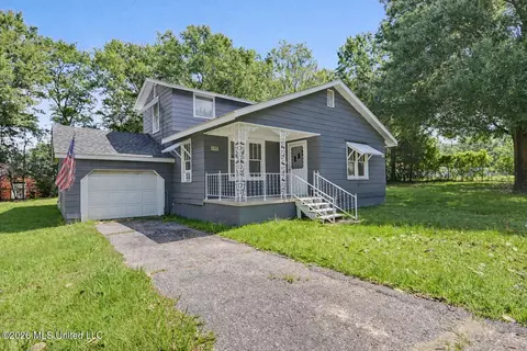 388 Oak St, Lucedale, MS 39452