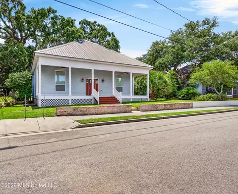 617 Woodward Ave, Gulfport, MS 39501