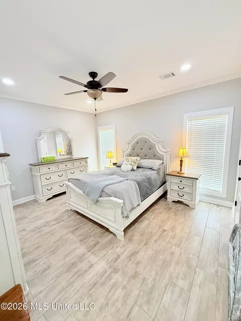 Bedroom - 1230 Riverdale Rd, Grenada, MS 38901 photo 1 of 3