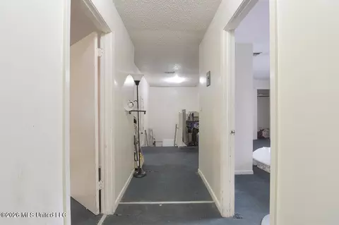 Entry Way - 46 L Mcdonald Rd, Wiggins, MS 39577 photo 1 of 2