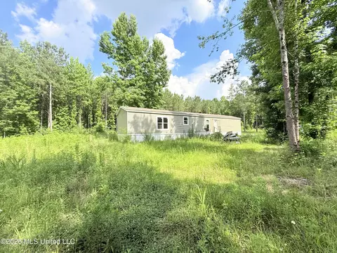 16 Durr Ln, Prentiss, MS 39474