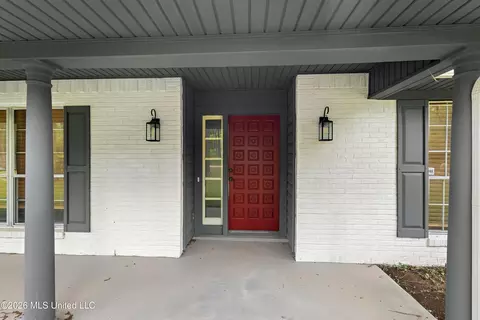 Exterior - 13 Rob Ln, Jackson, MS 39212 photo 2 of 5