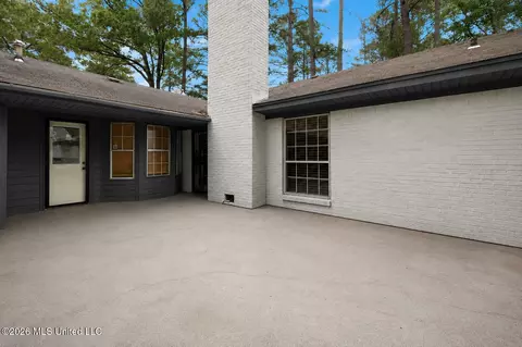 Exterior - 13 Rob Ln, Jackson, MS 39212 photo 5 of 5