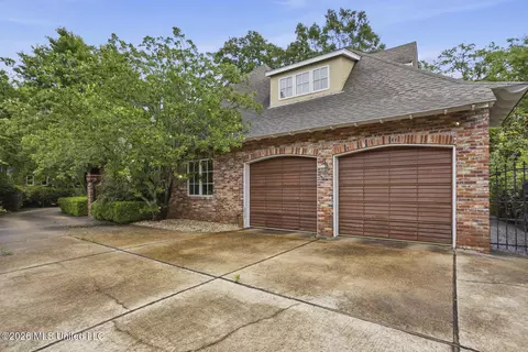 Exterior - 1227 Belvoir Pl, Jackson, MS 39202 photo 3 of 5