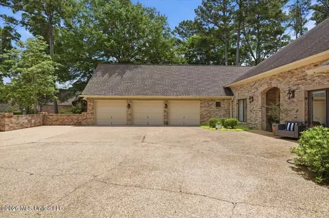 Exterior - 408 Ashbourn Ct, Madison, MS 39110 photo 6 of 16