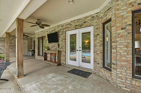 Exterior - 408 Ashbourn Ct, Madison, MS 39110 photo 7 of 16