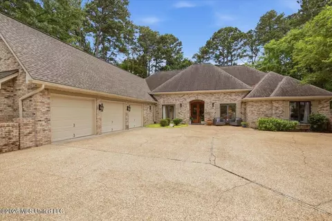 Exterior - 408 Ashbourn Ct, Madison, MS 39110 photo 5 of 16