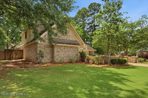Exterior - 408 Ashbourn Ct, Madison, MS 39110 photo 2 of 16