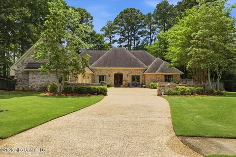 408 Ashbourn Ct, Madison, MS 39110