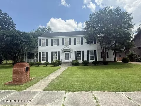 154 W 2nd St, Clarksdale, MS 38614