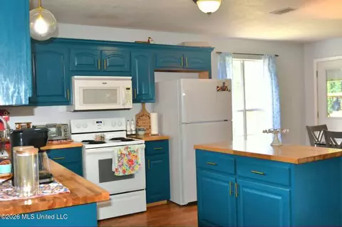 Kitchen - 245 Mississippi 26, Lucedale, MS 39452 photo 3 of 3