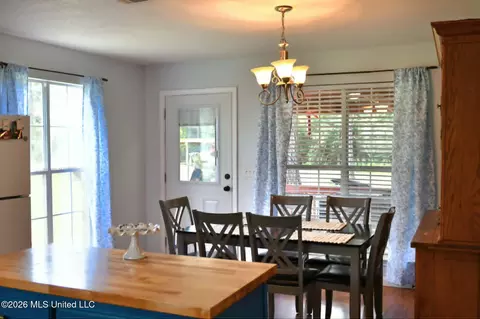 Dining - 245 Mississippi 26, Lucedale, MS 39452 photo 1 of 2
