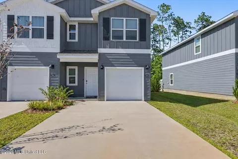 7845 Reagan Ct #31, Ocean Springs, MS 39564