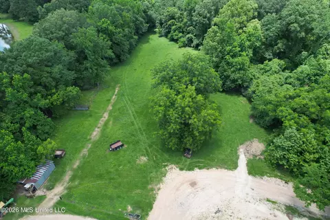 711 Turnbull Rd, Woodville, MS 39669