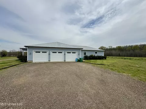 Exterior - 374 Fox Rd, Shaw, MS 38773 photo 2 of 4