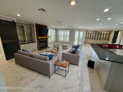 Living - 374 Fox Rd, Shaw, MS 38773 photo 1 of 1