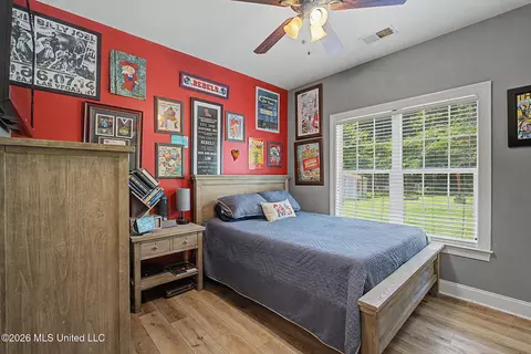 Bedroom - 6191 Spring Xing, Olive Branch, MS 38654 photo 3 of 6