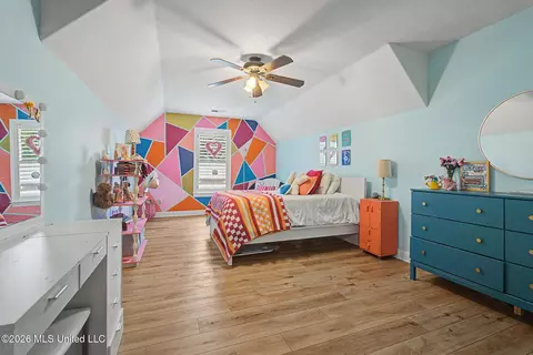 Bedroom - 6191 Spring Xing, Olive Branch, MS 38654 photo 5 of 6