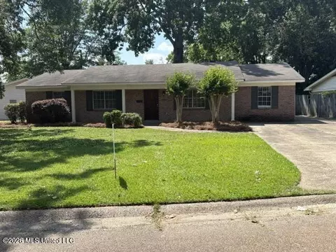 1007 Corinne Dr, Greenwood, MS 38930