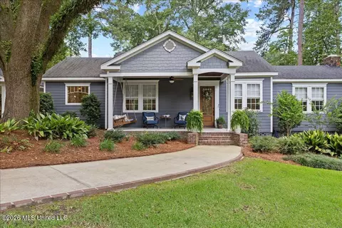 1548 N 7th Ave, Laurel, MS 39440