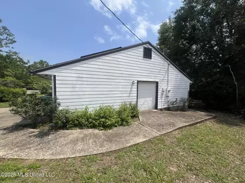 Exterior - 7941 Hilo Way, Diamondhead, MS 39525 photo 5 of 5
