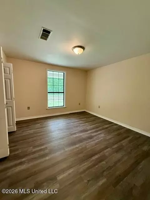 Bedroom - 55 Scheffel Rd, Natchez, MS 39120 photo 1 of 2