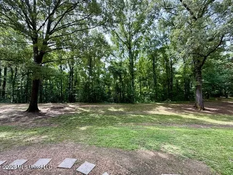 Exterior - 55 Scheffel Rd, Natchez, MS 39120 photo 8 of 11