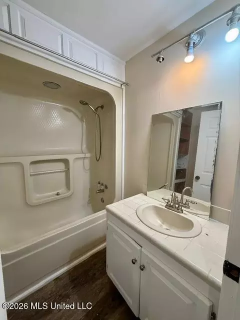 Bath - 55 Scheffel Rd, Natchez, MS 39120 photo 1 of 2