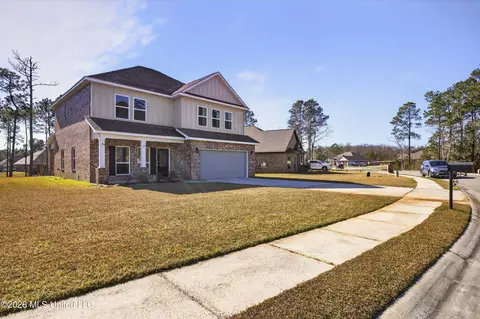 7131 Sonoma Dr, Biloxi, MS 39532