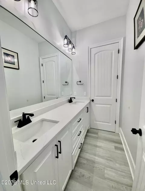 Bath - 534 Stump Ridge Rd, Brandon, MS 39047 photo 4 of 10