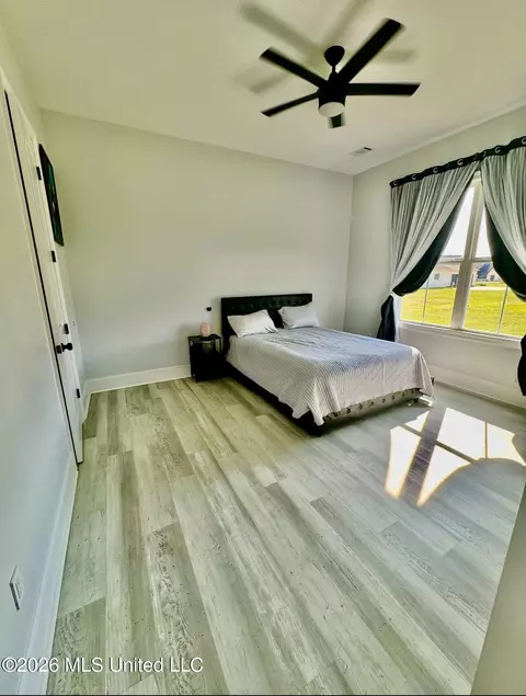 Bedroom - 534 Stump Ridge Rd, Brandon, MS 39047 photo 2 of 5