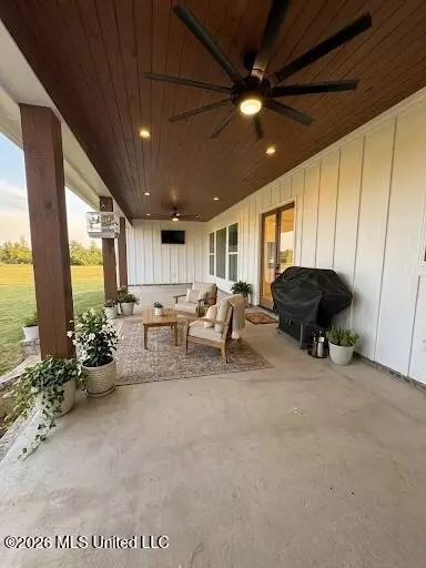 Exterior - 534 Stump Ridge Rd, Brandon, MS 39047 photo 4 of 4