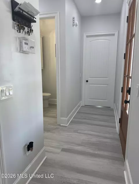 Entry Way - 534 Stump Ridge Rd, Brandon, MS 39047 photo 1 of 1