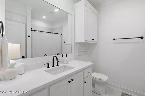 Bath - 114 Katherine Ln, Madison, MS 39110 photo 3 of 3