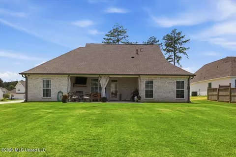 Exterior - 114 Katherine Ln, Madison, MS 39110 photo 4 of 7