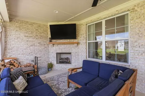 Exterior - 114 Katherine Ln, Madison, MS 39110 photo 3 of 7