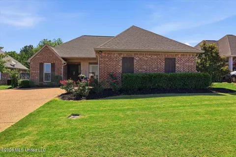 230 Hidden Hills Pkwy, Brandon, MS 39047