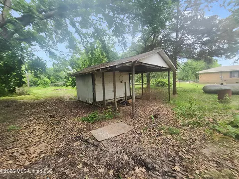 Exterior - 443 Smith Rd, Cleveland, MS 38732 photo 3 of 3