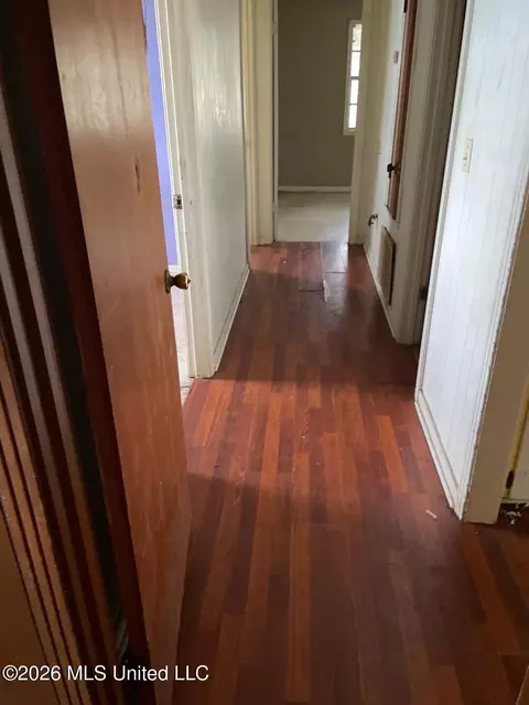 Entry Way - 443 Smith Rd, Cleveland, MS 38732 photo 1 of 1