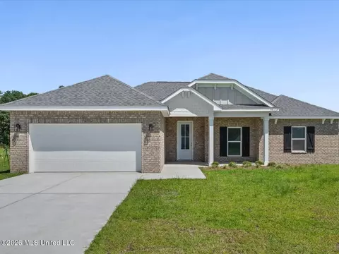 13540 Garland Rd, Ocean Springs, MS 39564