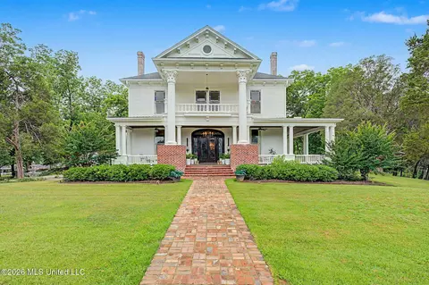 118 Highway 309, Byhalia, MS 38611