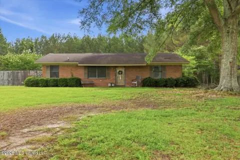 873 Bryan Rd, Walnut Grove, MS 39189