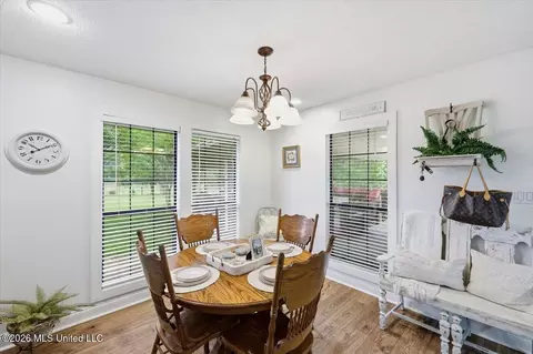 Dining - 873 Bryan Rd, Walnut Grove, MS 39189 photo 1 of 2